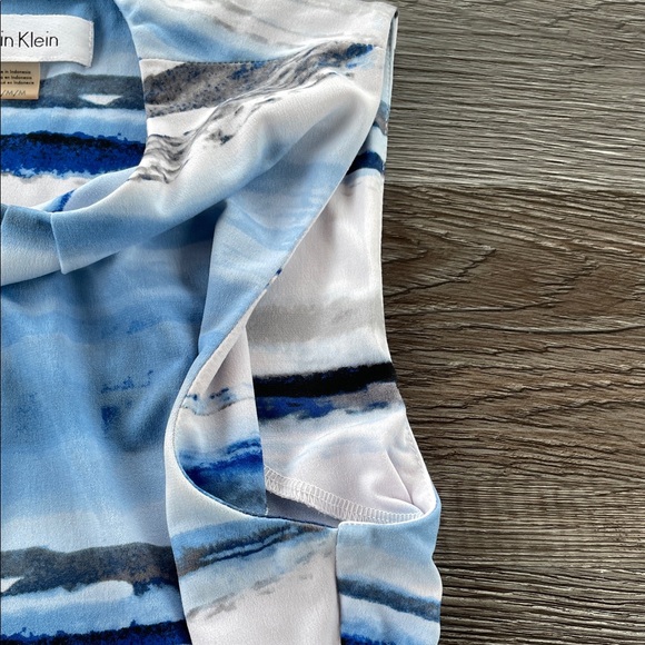 Calvin Klein Sleeveless Blouse Women's Medium Blue and White Patterned - Picture 4 of 8